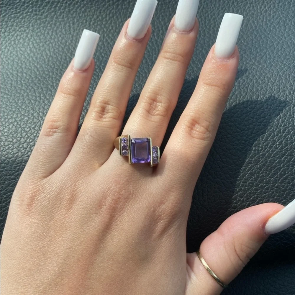 Real Gold Ring 10kt - Picture 6 of 6